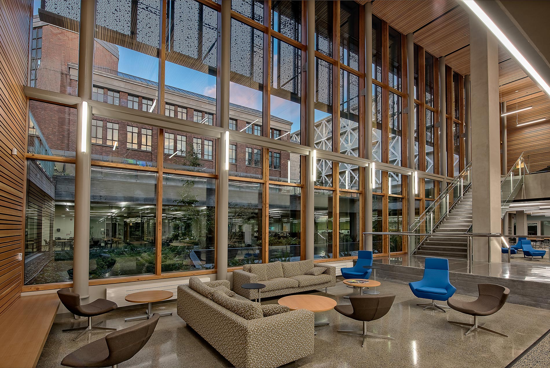Allan Price Science Commons, University of Oregon / 2